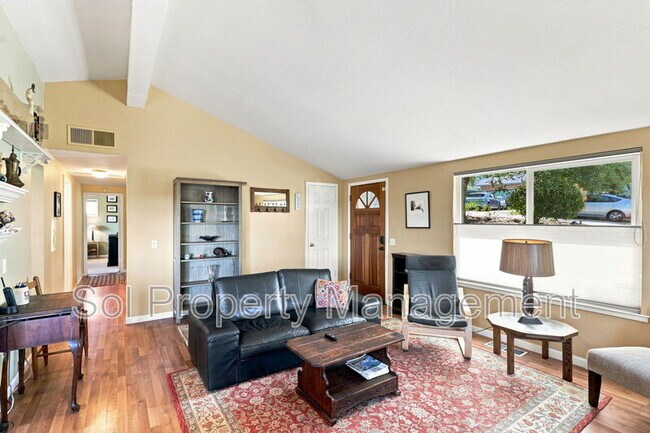Building Photo - 140 Spaten Way