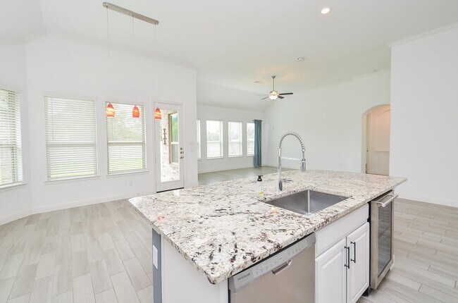 Building Photo - 6019 Verde Pl Ln