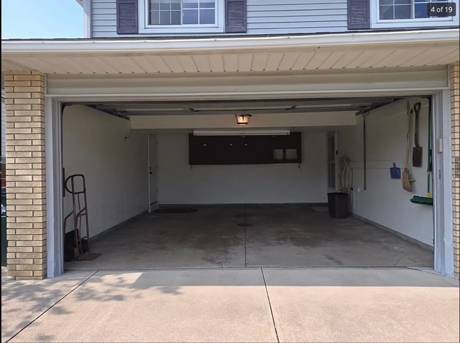 Building Photo - 2908 Bowmen Ln