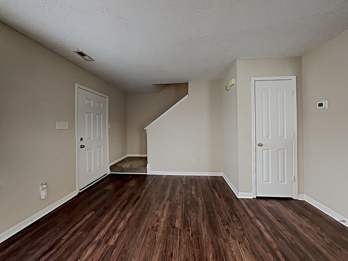 Building Photo - 11322 Northwoods Forest Dr