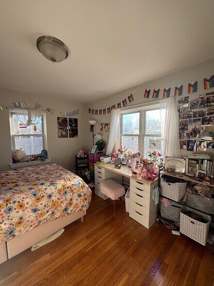 Primary Photo - 43 Selkirk Rd