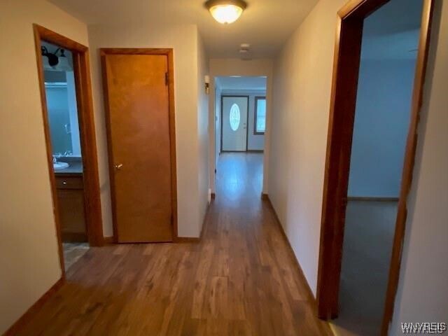 Building Photo - 5846 Sheridan Dr