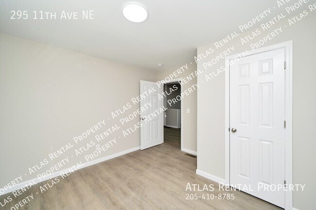 Building Photo - 295 11th Ave NE