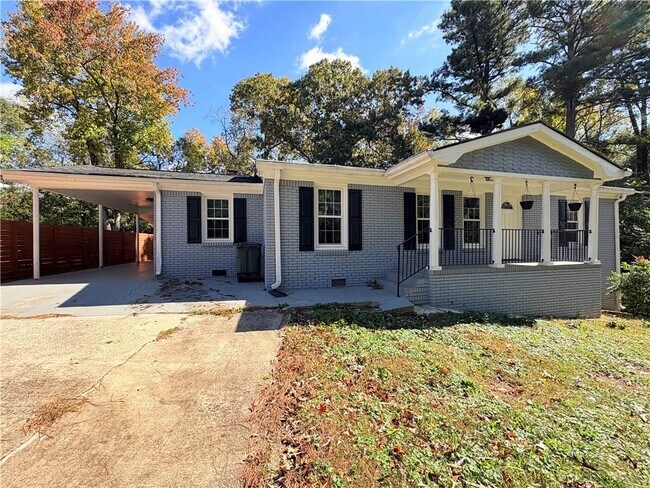 Building Photo - 850 James St NW