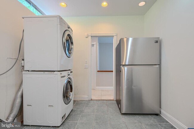 Building Photo - 2101 Tufton Ave