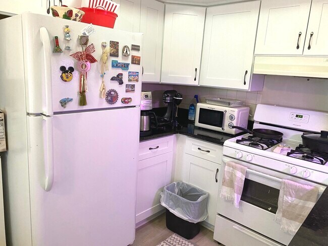 Building Photo - 322 Inverrary Ln