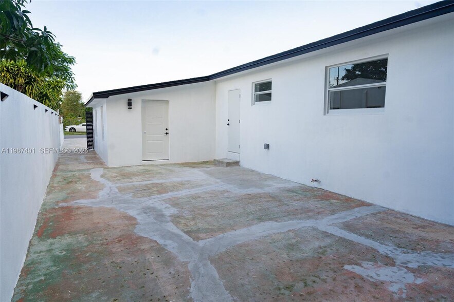 Building Photo - 2600 NW 108th St