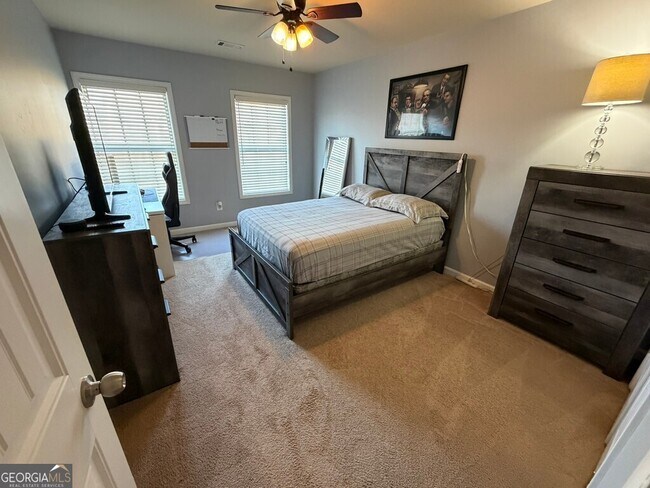 Building Photo - 1684 Lancaster Creek Cir SW