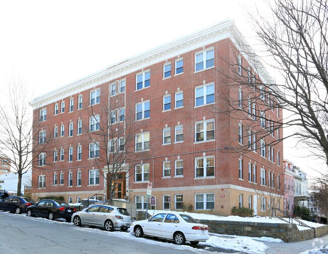 St Dennis Apartments 1636 Kenyon St NW Washington DC 20010