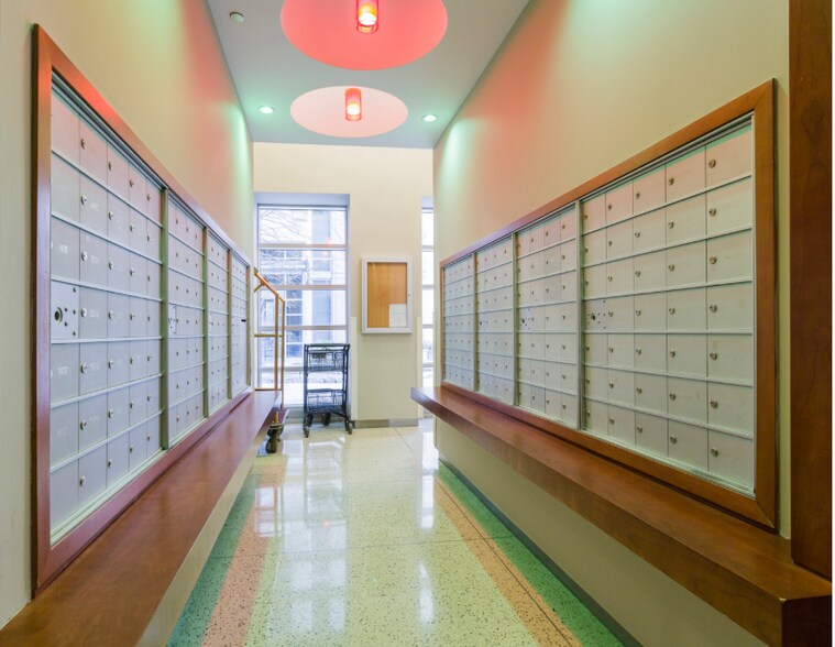 Building Mail Area - 700 Larrabee N St