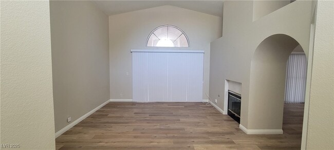 Building Photo - 2701 Beachside Ct