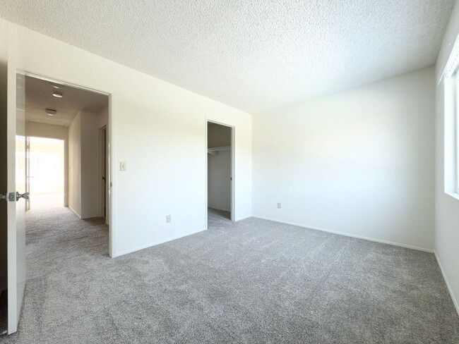 Building Photo - La Costa Charmer w/ Large Yard and Pool!
