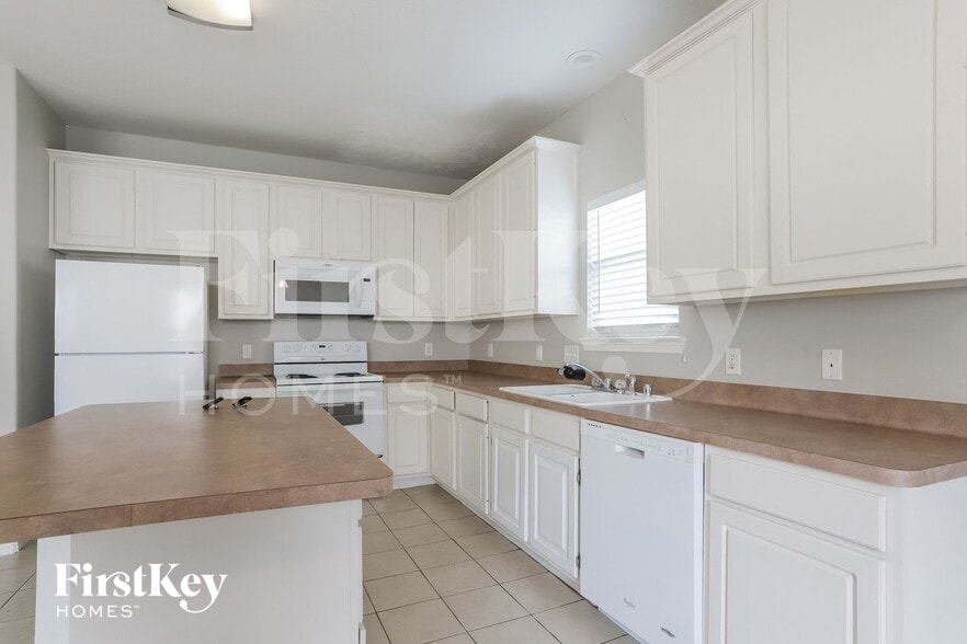 Building Photo - 10019 Sweet Nectar Ln