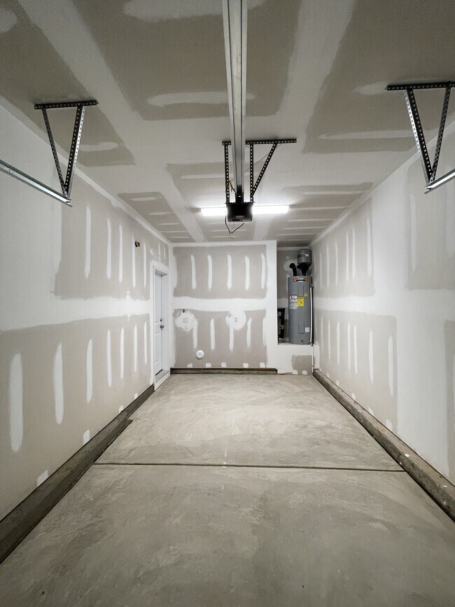 Building Photo - 251 Harpers Run Ln