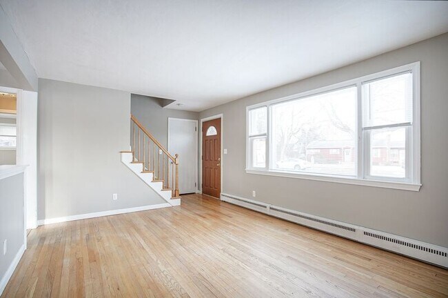 Building Photo - 27 Campbell Dr