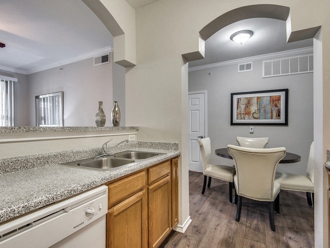Building Photo - Kensley Apartment Homes