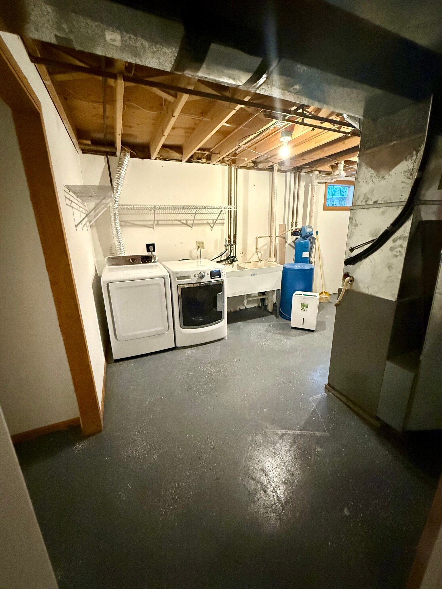 Building Photo - 500 W Mohawk Trl