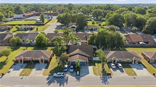 Building Photo - 7818 NE 21 Ave