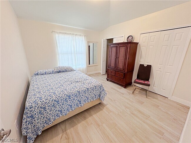 Building Photo - 1111 NW 19th Terrace