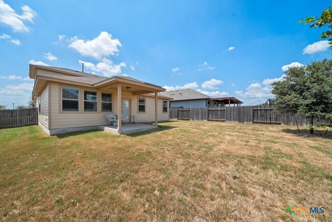 Building Photo - 145 Goldfinch Dr