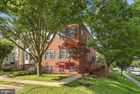 Building Photo - 45805 Marlane Terrace