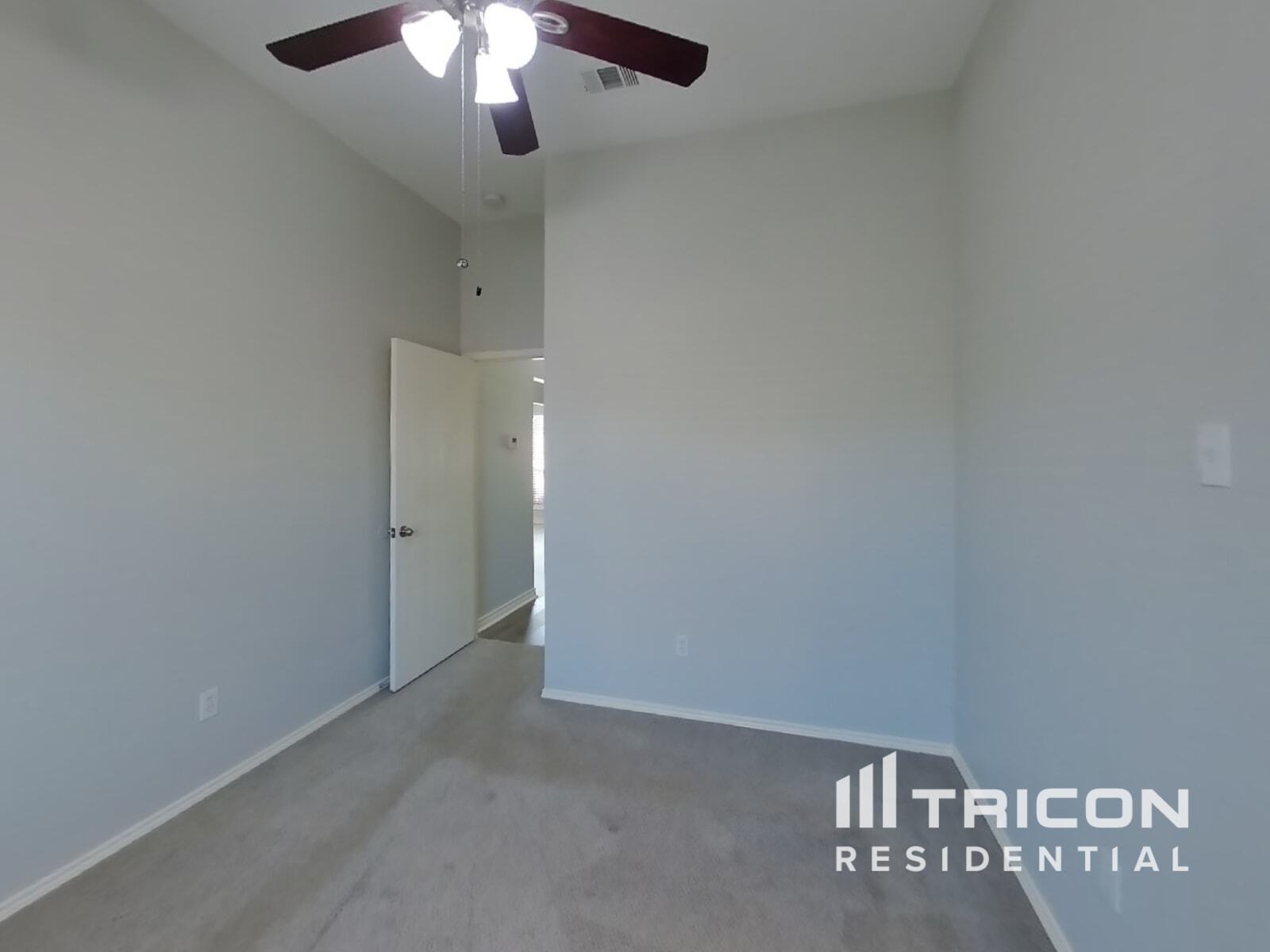 Building Photo - 102 Drycreek Dr