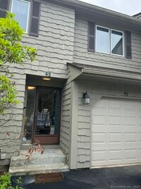 Building Photo - 42 Uplands Way