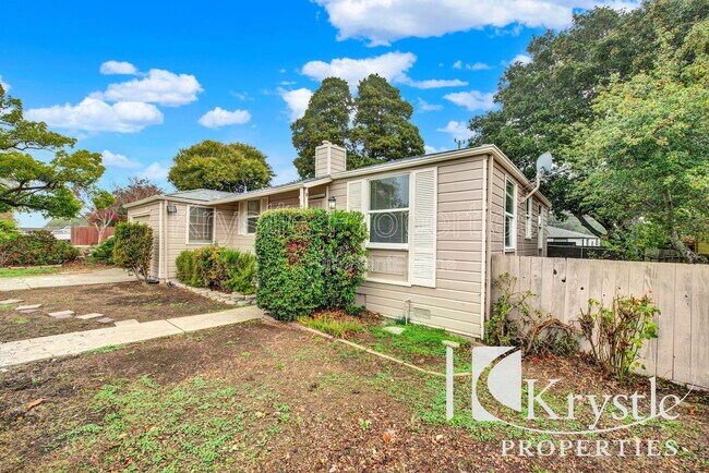 Building Photo - 1047 Valle Vista Ave