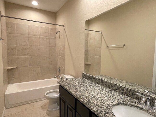 Building Photo - 10418 Quiet Courtyard Rd