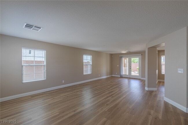 Building Photo - 1130 Grove Park St