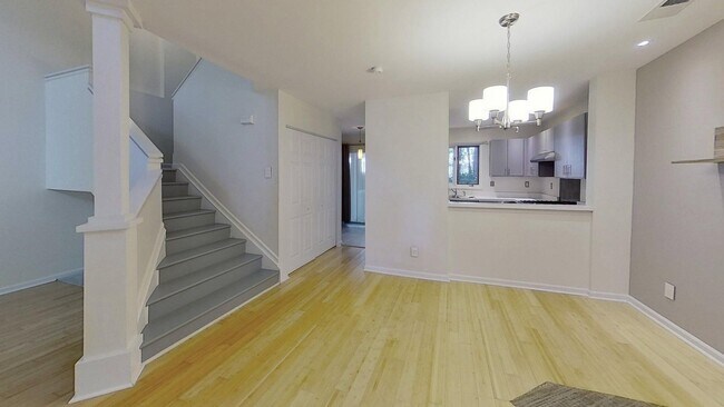 Building Photo - 3813 Carnegie Ln