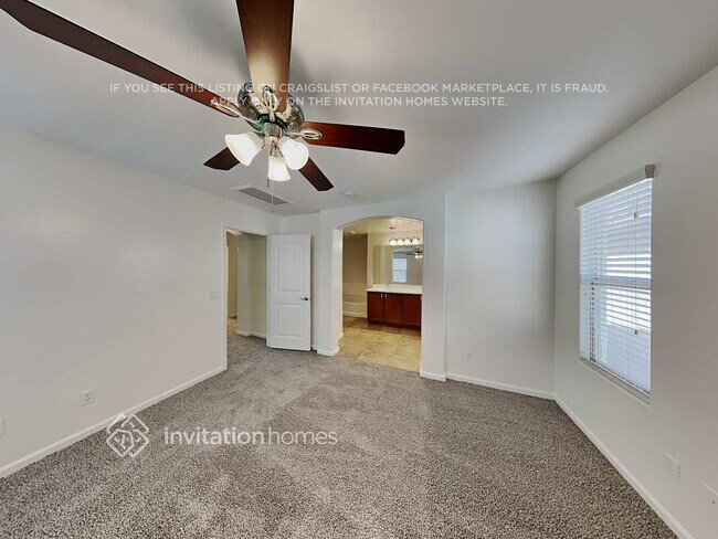 Building Photo - 1473 S Colt Dr