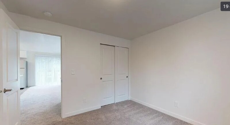 Building Photo - 800 4th St