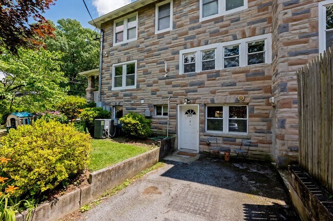 Primary Photo - 7814 Garland Ave.
