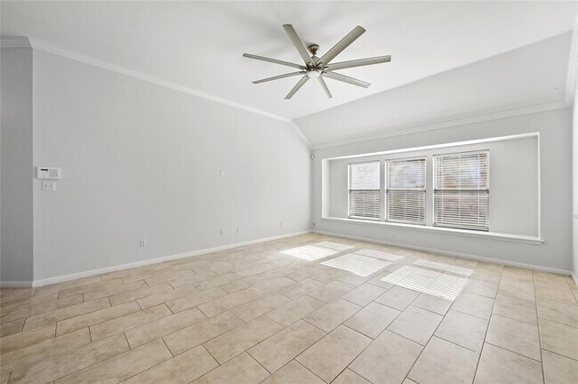 Building Photo - 6909 Bay City Bend