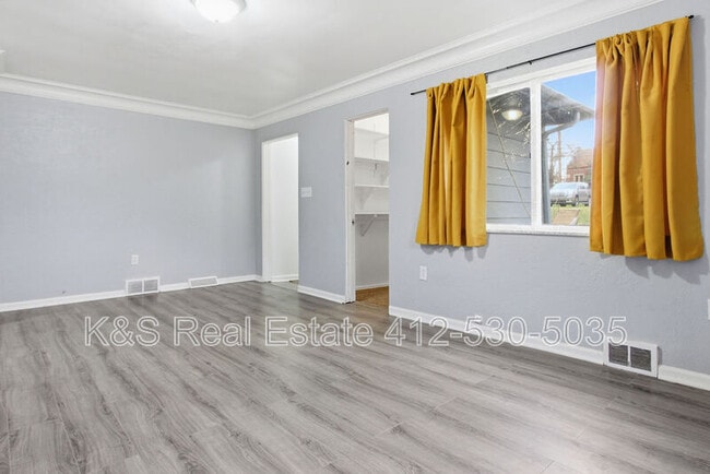 Building Photo - 9608 Frankstown Rd