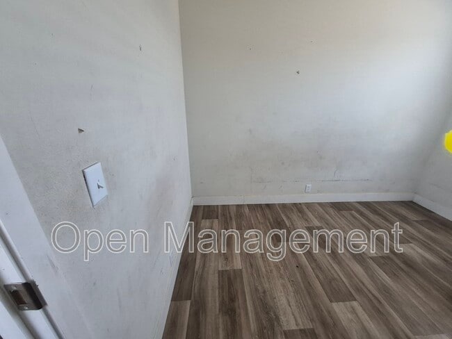 Building Photo - 3300 Voight Blvd