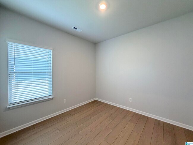 Building Photo - 22754 Dashwood Ln