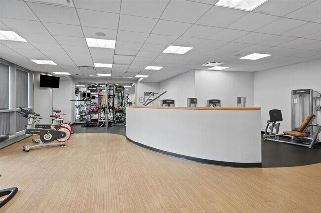 Building Photo - 127 Greyrock Pl