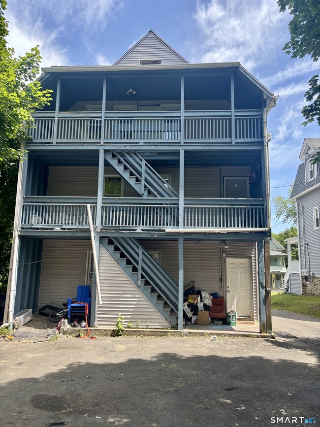 Building Photo - 185 Monmouth Ave