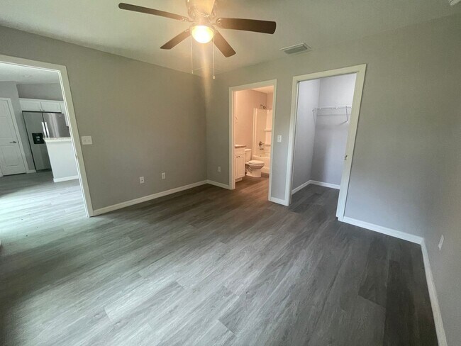 Building Photo - Brand-New 3BR/2BA Home in Ocala – Modern L...