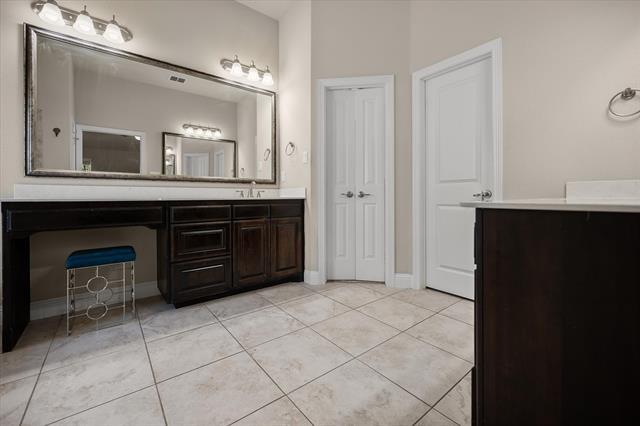 Building Photo - 909 Thistle Hl Trl