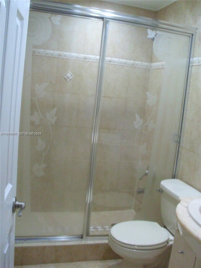 Building Photo - 50 E 43rd St