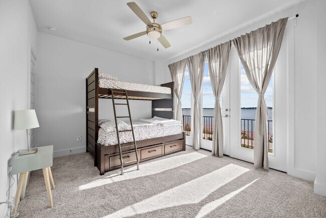 Building Photo - 516 Secretariat Dr