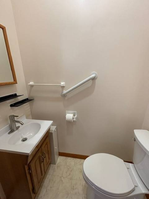 Building Photo - 527 Alexander St