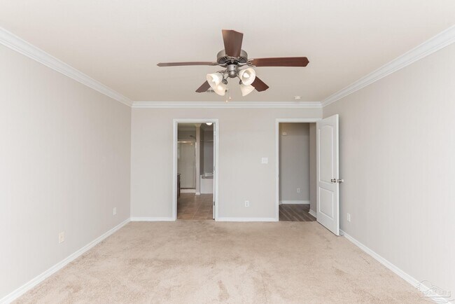Building Photo - 8770 Kennedy Dr