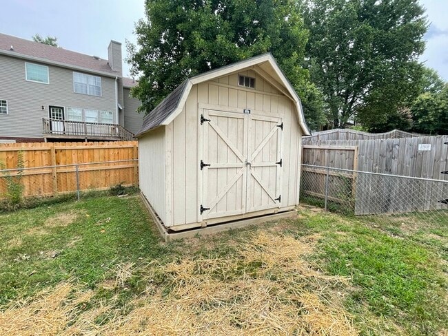 Building Photo - South Nashville off Nolensville Rd close t...