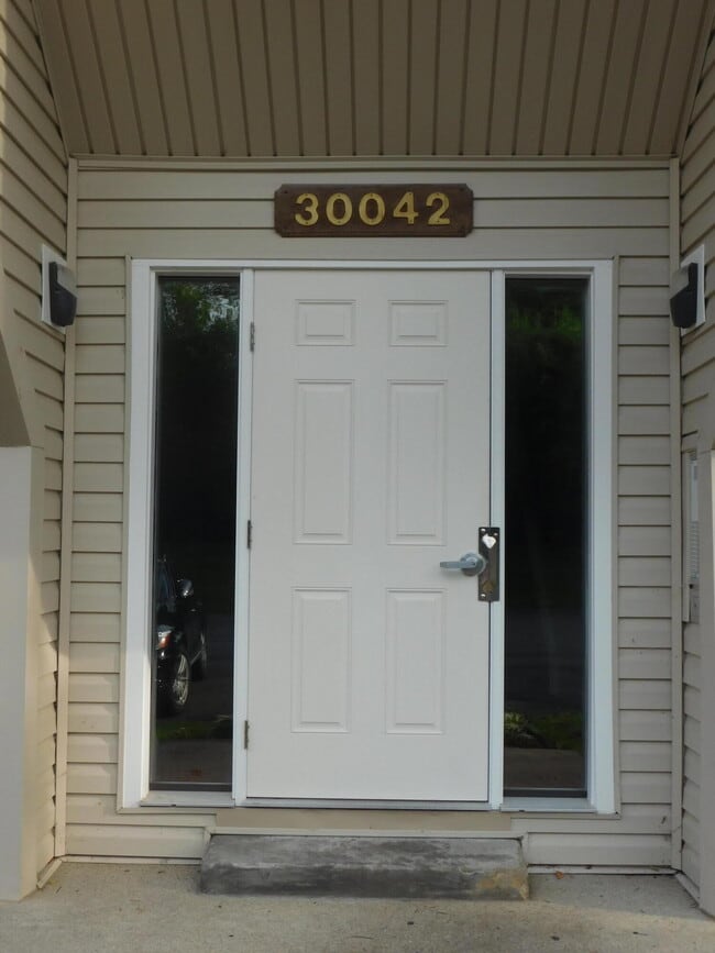 Building Photo - 30042 W 12 Mile Rd
