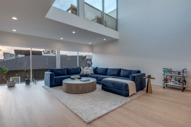 Building Photo - 4626 Coles Manor Pl