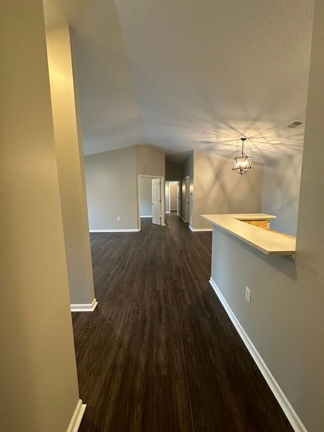 Building Photo - 10301 Trotters Pointe Dr